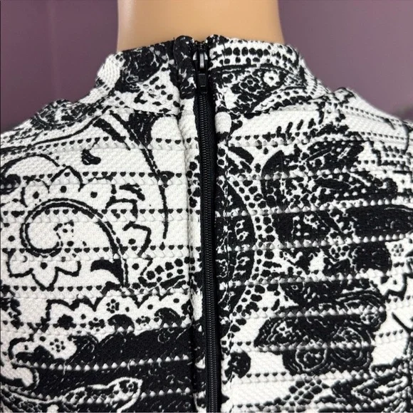 Jodi Kristopher Elegant Black and White Patterned Dress size 1 - Picture 8 of 8